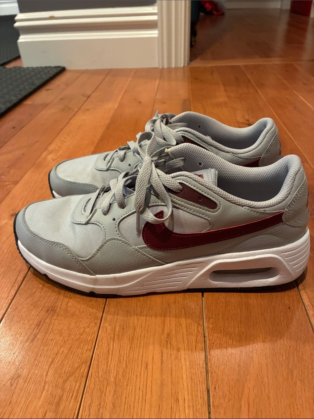 Nike Air Men’s Size 9.5